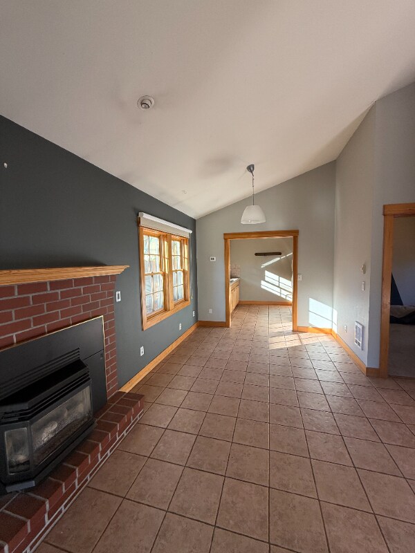 Building Photo - 514 NW Delaware Ave