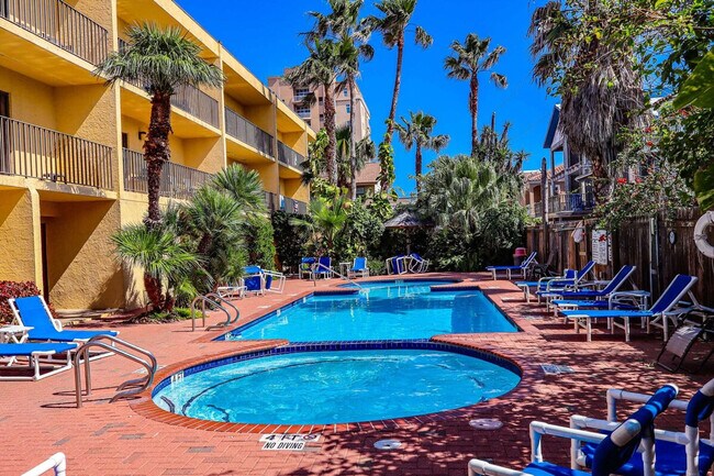 Building Photo - 121 E Venus Ln