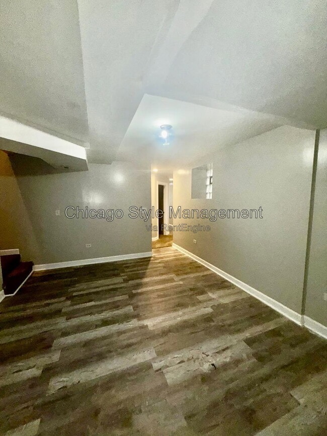 Building Photo - 5739 S Calumet Ave