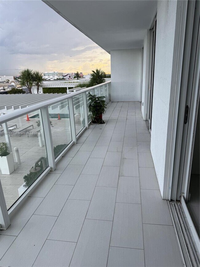 Building Photo - 4250 Biscayne Blvd