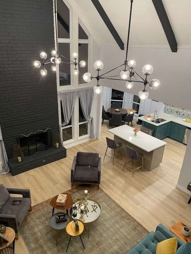 Building Photo - 18014 Vintage Wood Ln