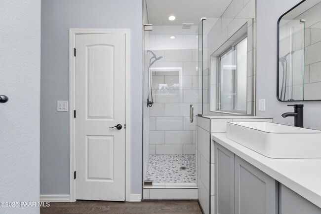 Building Photo - 305 Remington Trail