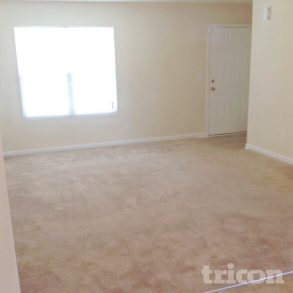 Building Photo - 532 Gentle Breeze Ln