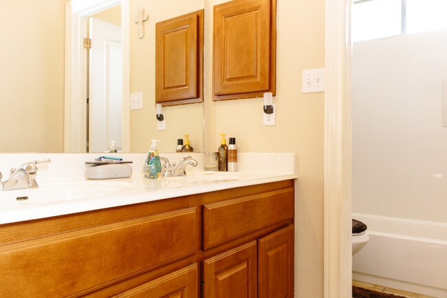 Building Photo - 5700 Keli Ct