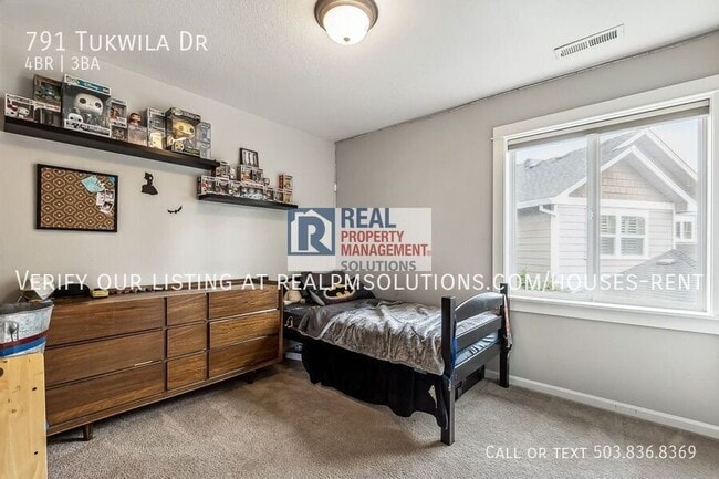 Building Photo - 791 Tukwila Dr