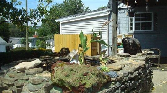 Building Photo - 301 Main St