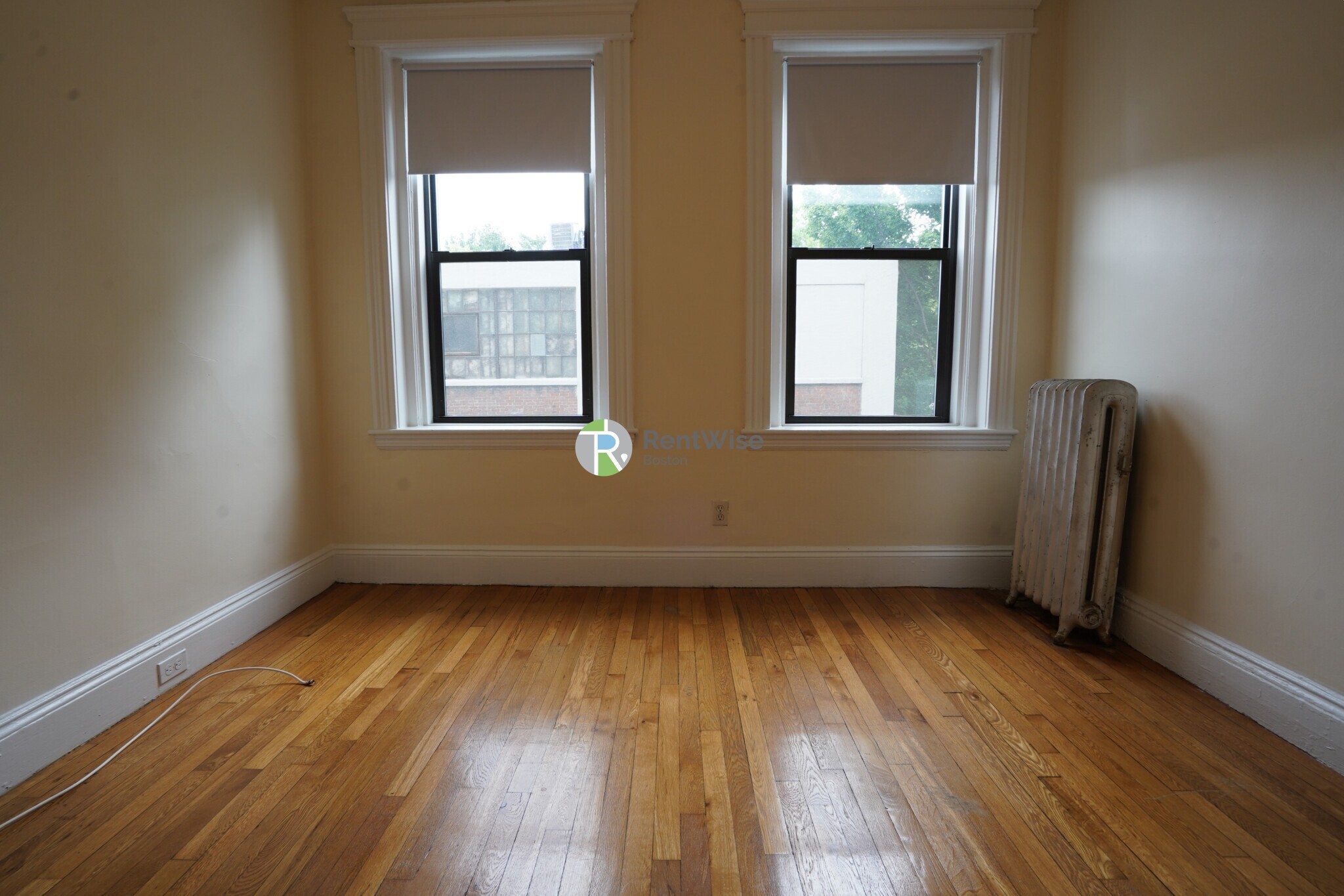 Building Photo - 1152 Commonwealth Ave
