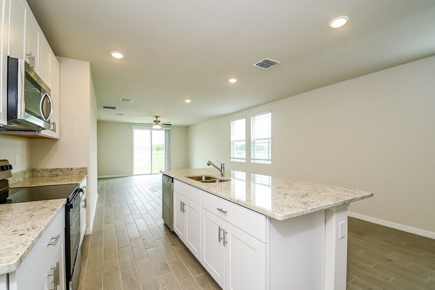 Building Photo - 13907 Richland Gulf Cir