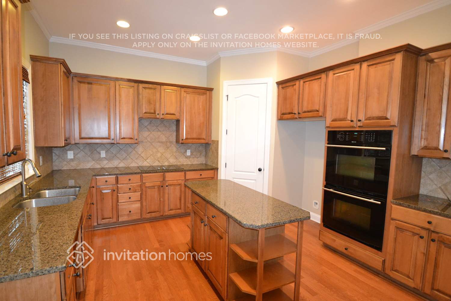 Building Photo - 3021 Misty Moss Ct