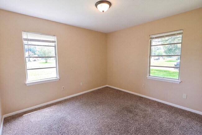 Building Photo - Affordable 3-Bedroom Home in the Heart of Bossier City