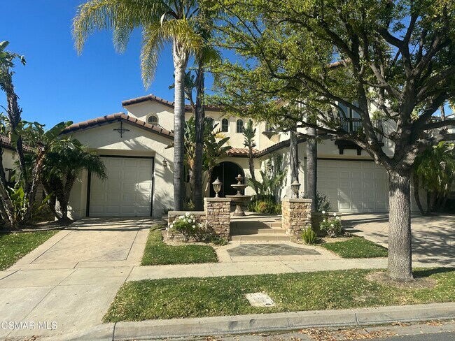 Building Photo - 3073 Heavenly Ridge St