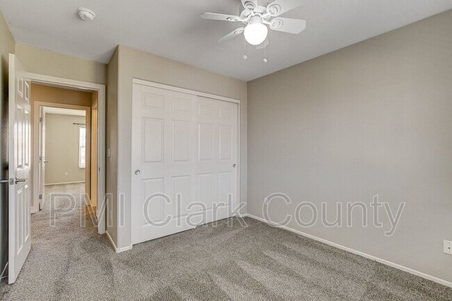 Building Photo - 8912 Ochoa St