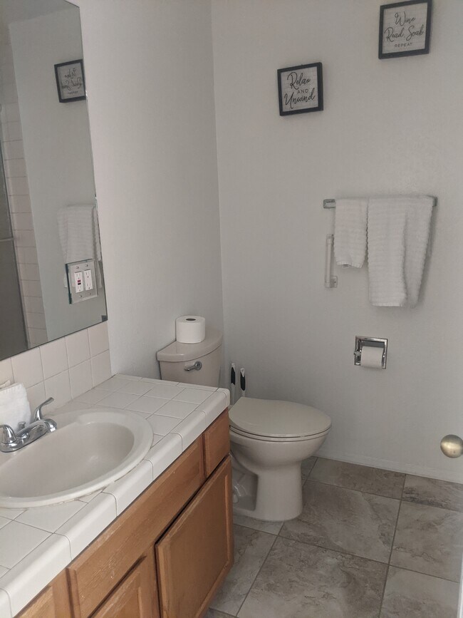 Building Photo - 1254 Escalera Pl