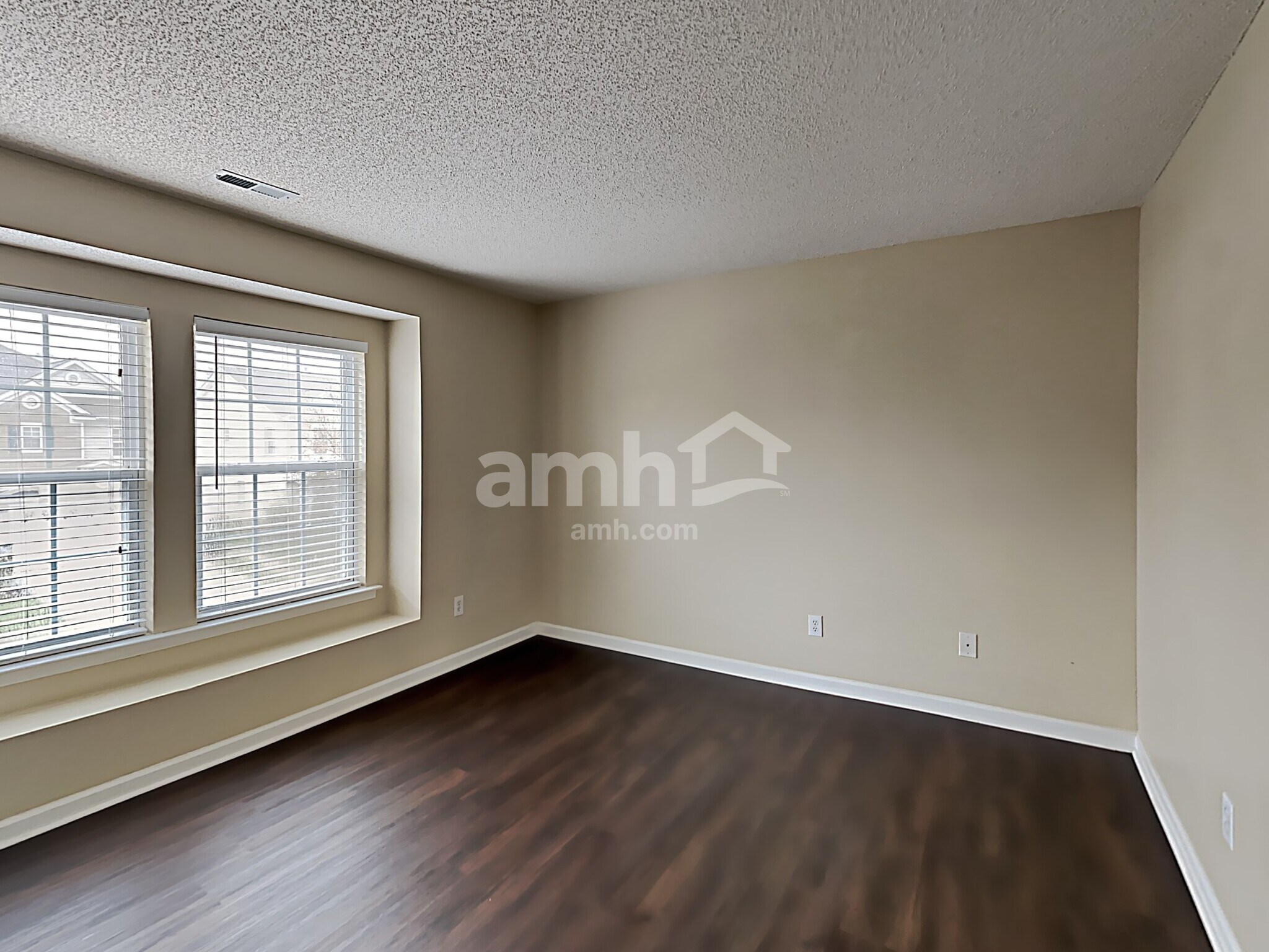 Building Photo - 4020 Flat Sedge Ln