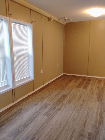 Building Photo - 5510 Lavey Ln