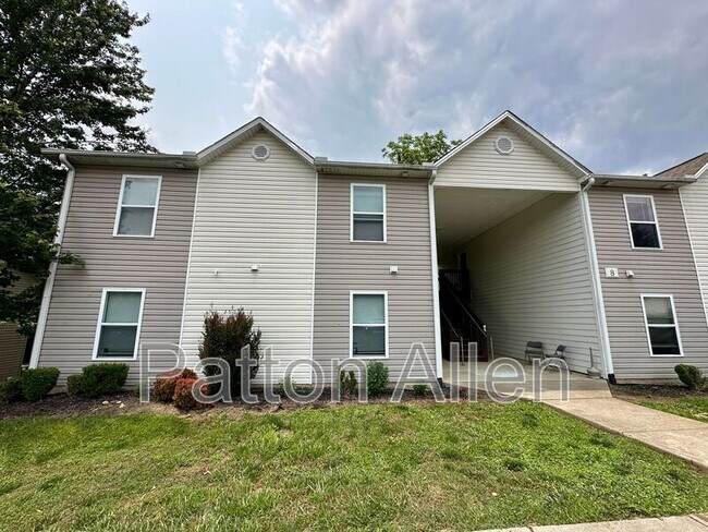 Building Photo - 8 Zell Ln