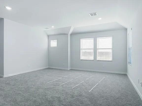 Building Photo - 641 Poppy Ln