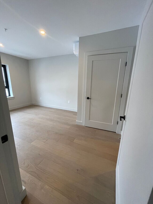 Building Photo - New construction condo available now!