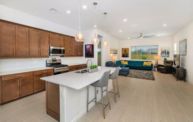 Building Photo - 16979 W Alameda Rd