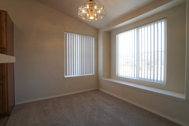 Building Photo - 3610 Strawberry Field Grove