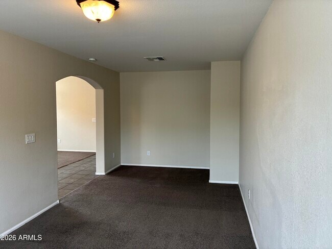 Building Photo - 2217 W Steed Ridge