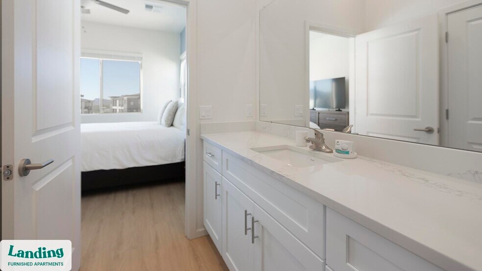 Building Photo - 5750 N La Cholla Blvd