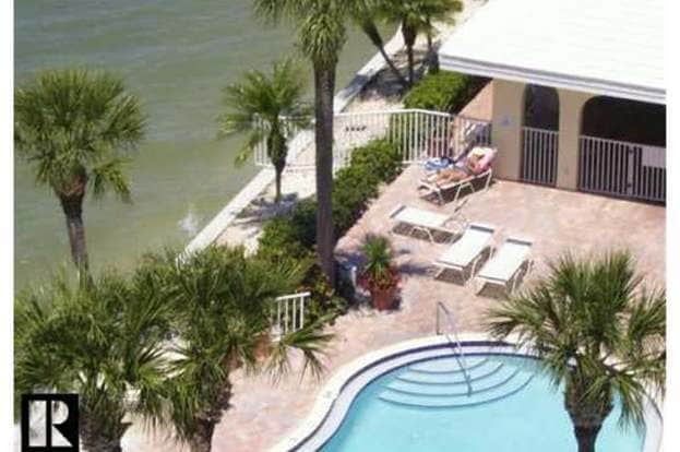 Building Photo - 4775 Cove Cir