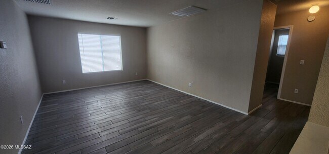Building Photo - 1058 W Sea Star Dr