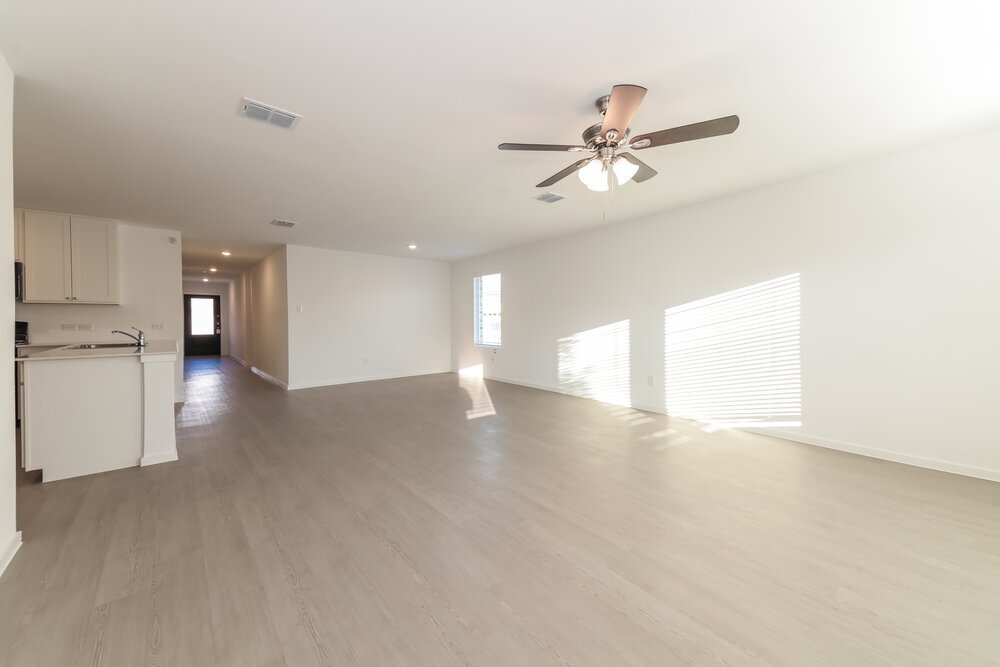 Building Photo - 140 Glenwood Dr