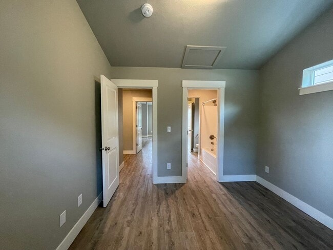 Building Photo - 2020 Build ~ 3Bd/ 1.5Ba Home in Hazelwood Neighborhood ~ Single Car Garage