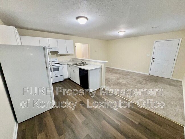 Building Photo - 291 Grinder Ct