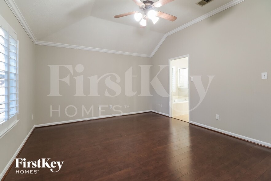 Building Photo - 27 S Misty Canyon Pl