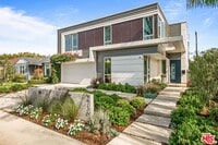 Building Photo - 2736 Armacost Ave