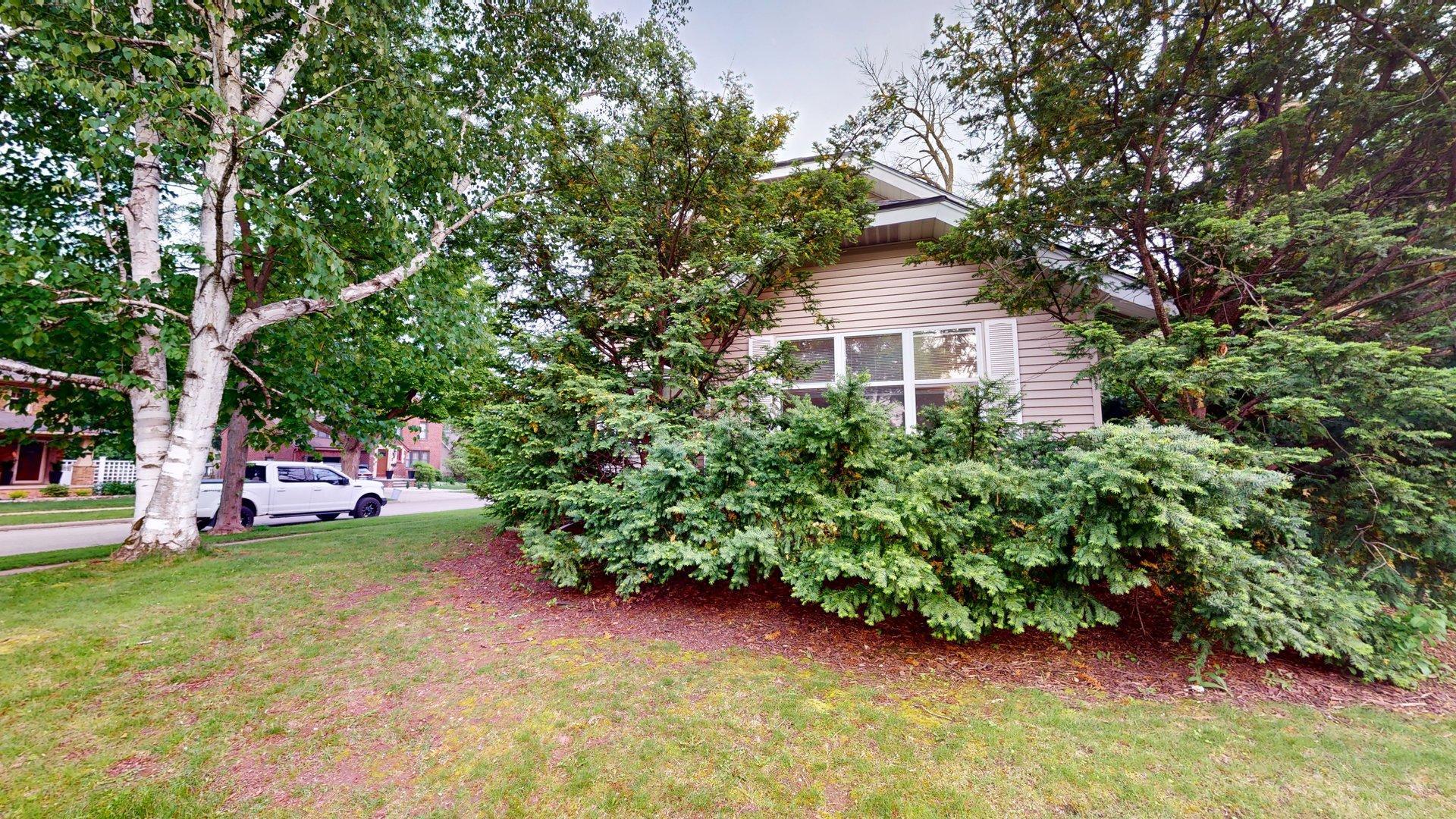 Building Photo - 1625 N Union St