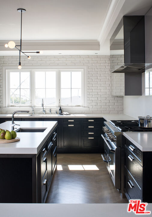 Building Photo - 14939 La Cumbre Dr