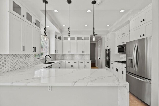 Building Photo - 1822 Lakebend Dr