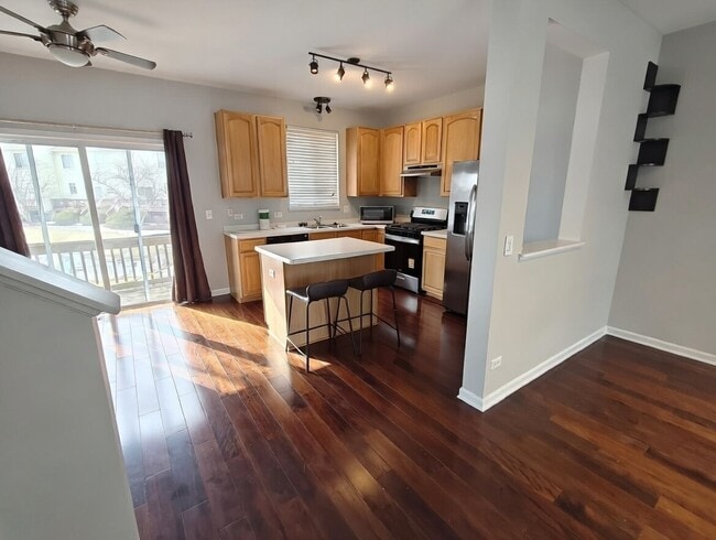 Building Photo - 1819 Indian Hill Ln