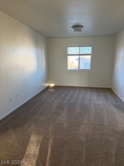 Building Photo - 2660 Heathrow St