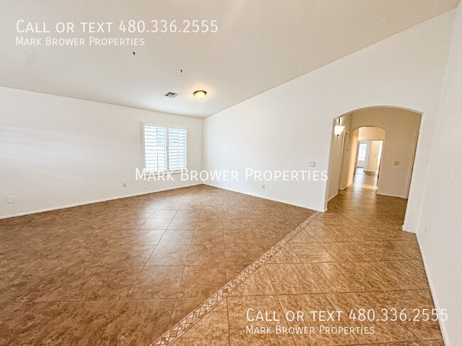 Building Photo - 21657 Dietz Dr