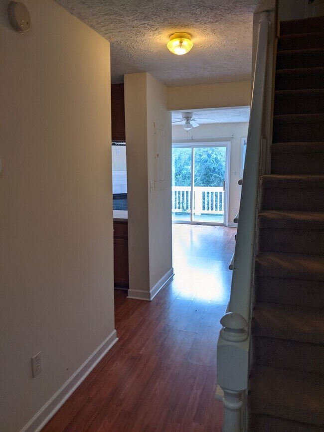 Building Photo - sumfi141