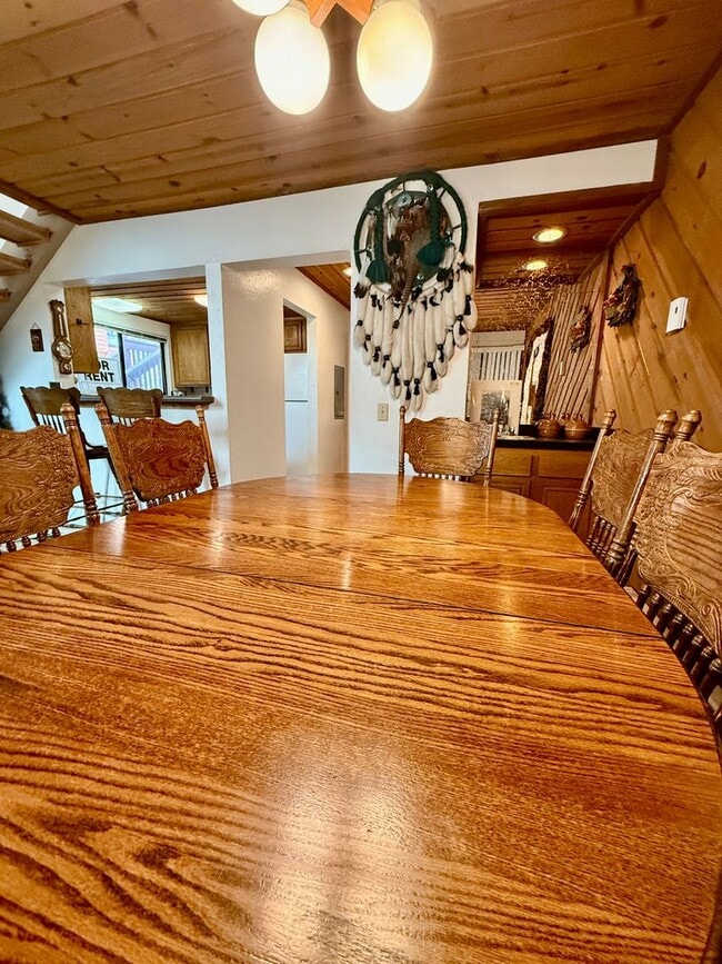 Building Photo - Fully Furnished 2BD/2BA Mountain Townhome | Cozy Pellet Stove | Parking Included