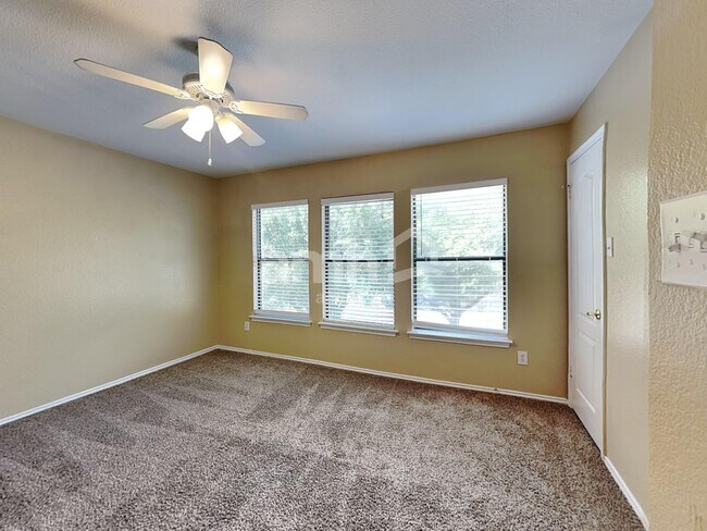 Building Photo - 7537 Marble Ridge Dr