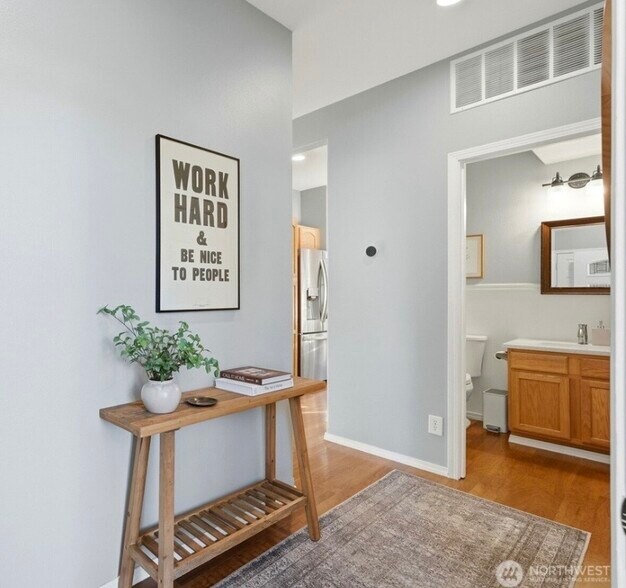 Building Photo - 20505 66th Dr NE