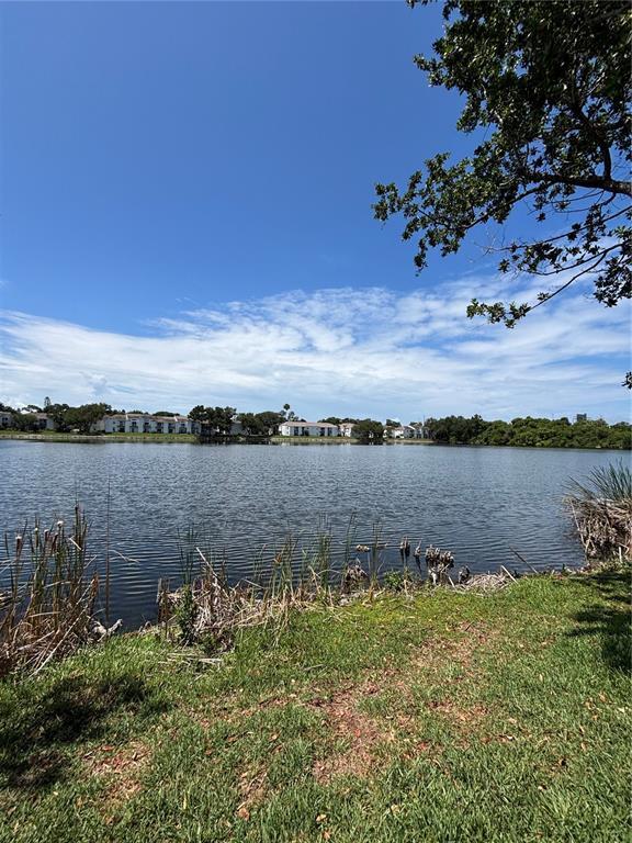Building Photo - 3231 Nautical Pl S