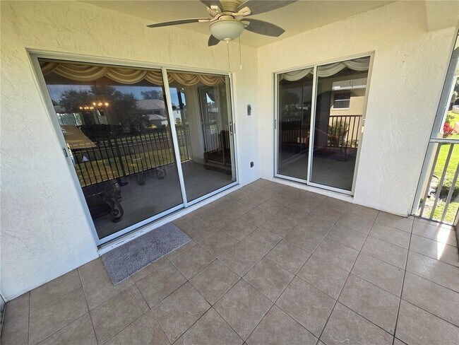 Building Photo - 5800 Sabal Trace Dr
