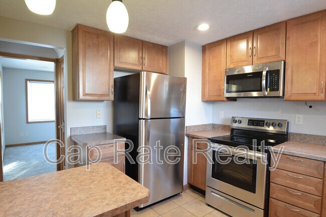 Building Photo - 2473 Renwood Pl