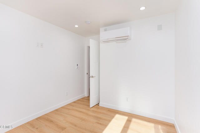 Building Photo - 4947 Stratford Rd