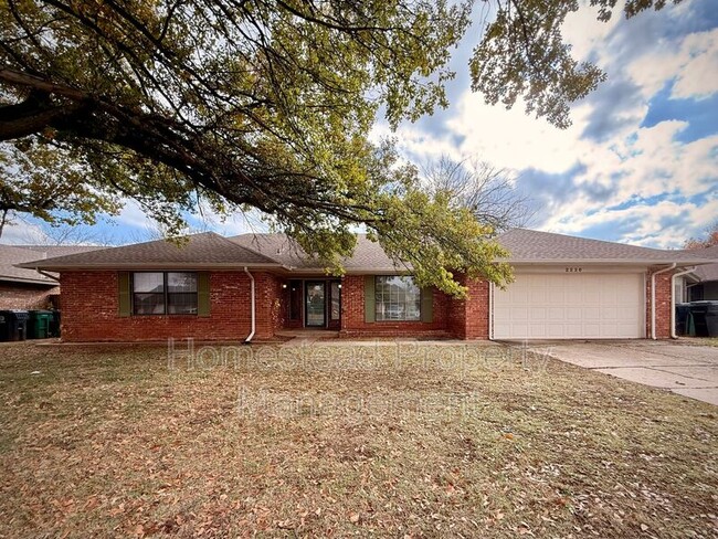 Building Photo - 2220 NW 118th St