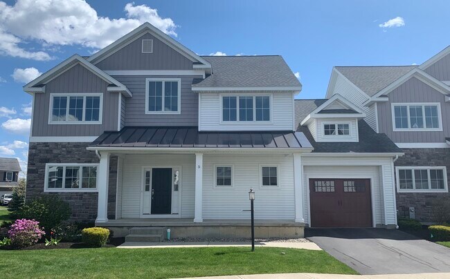 5 Mulberry Drive - 5 Mulberry Dr