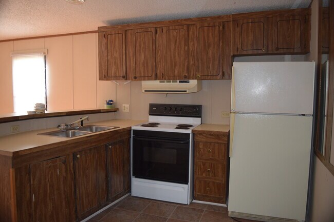 Building Photo - 2979 NC-16